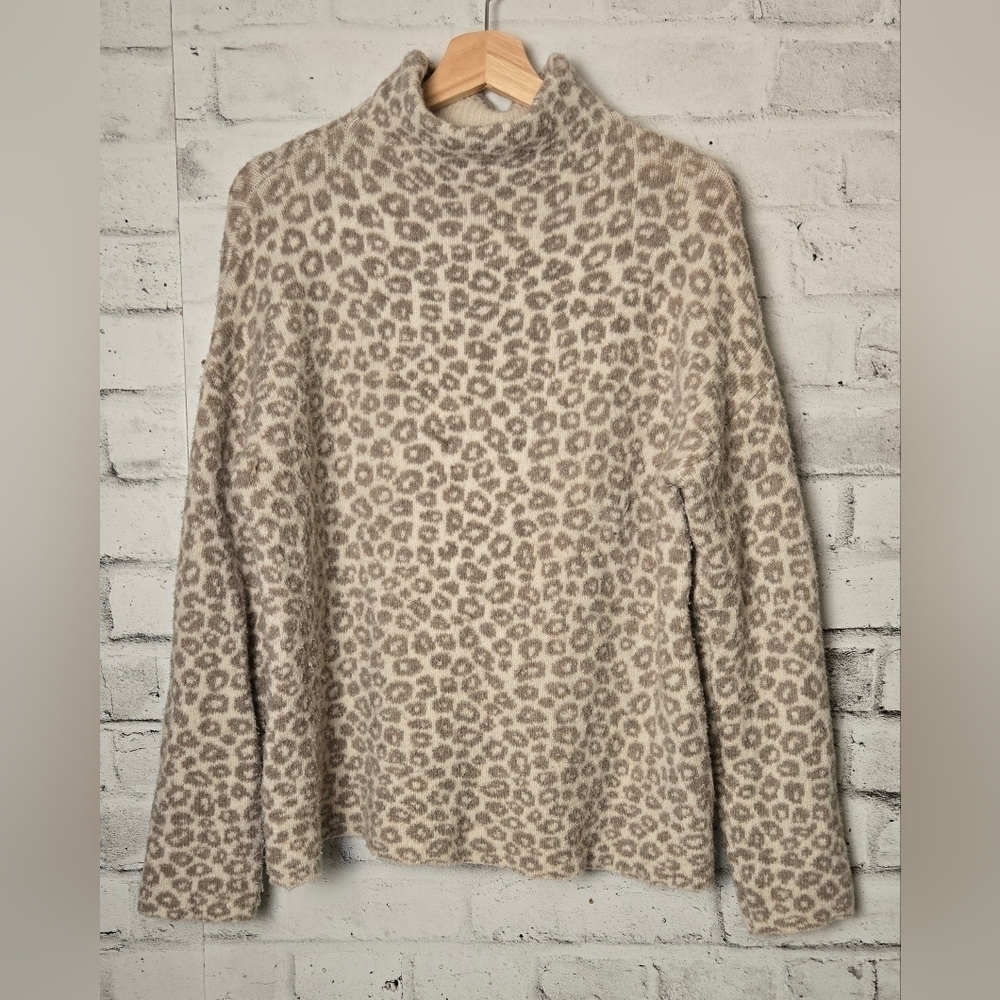 Christian Siriano Leopard Print Mock Neck Sweater Soft Knit Large